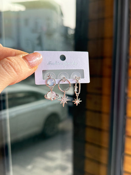 Satürn ve Yıldız Model 3'lü Set Küpe Gümüş Renk