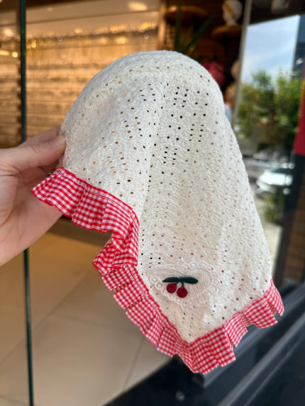 Kenarları Ekoseli Kiraz Detay Örgü Tarz Bandana Taç Toka