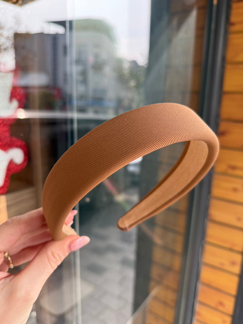 İçi Süet Kaplamalı Fitilli Kumaş Taç Toka Kahve