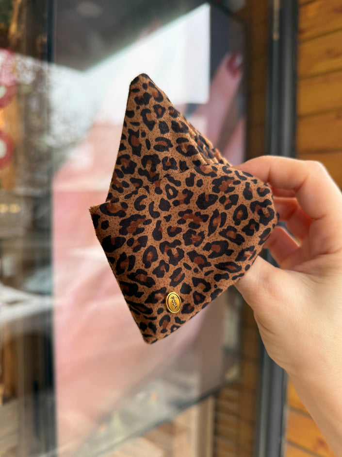 Leopar Desenli Süet Kaplama Mandal Toka Yeni Seri