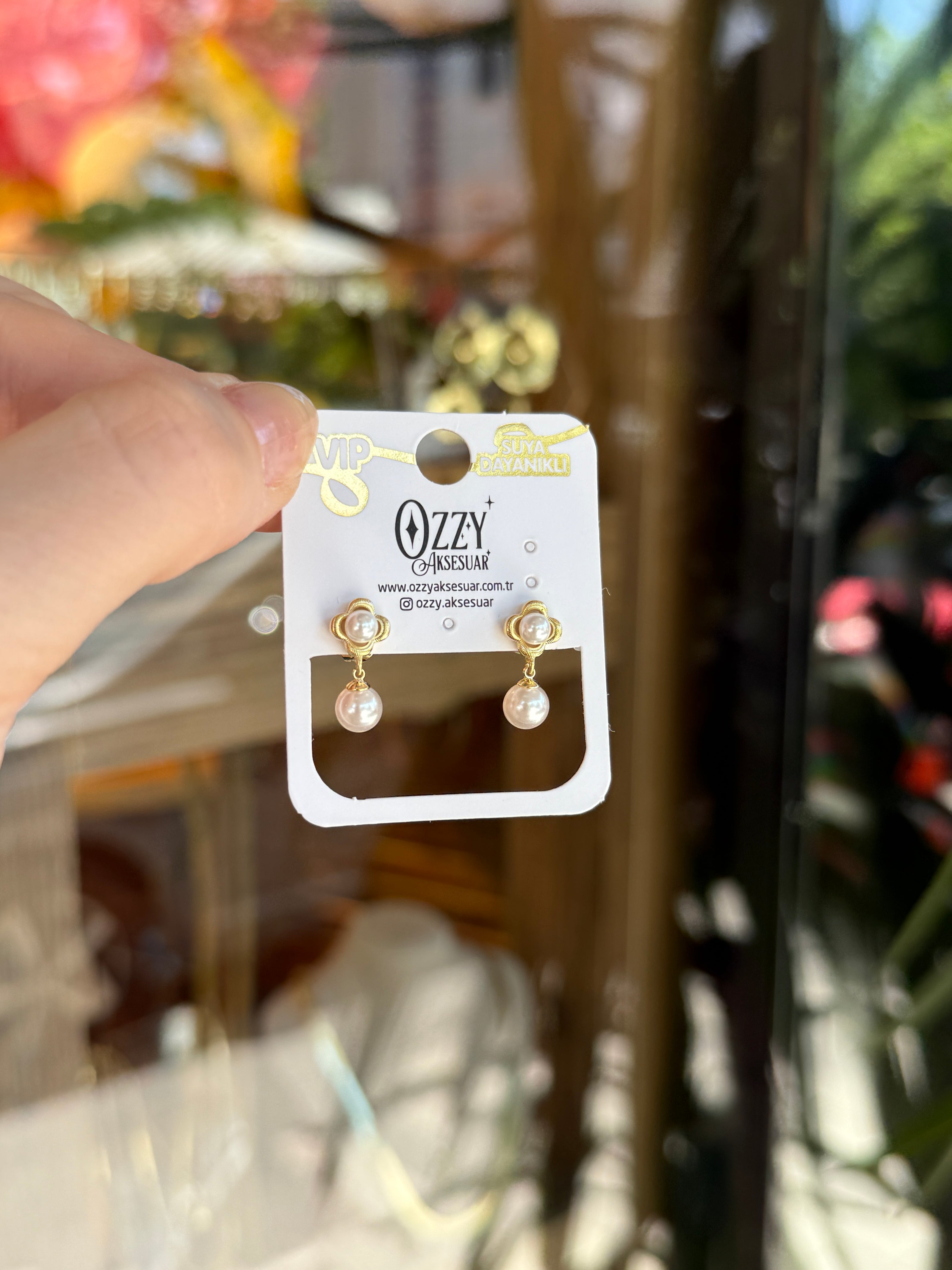 VIP Sallantı Detay İncili Çiçek Küpe