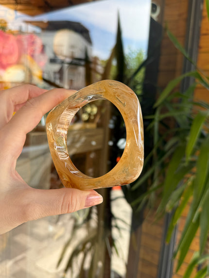 Köşeli Asetat Bilezik Bileklik İç Çapı 6,5 cm Bal Rengi