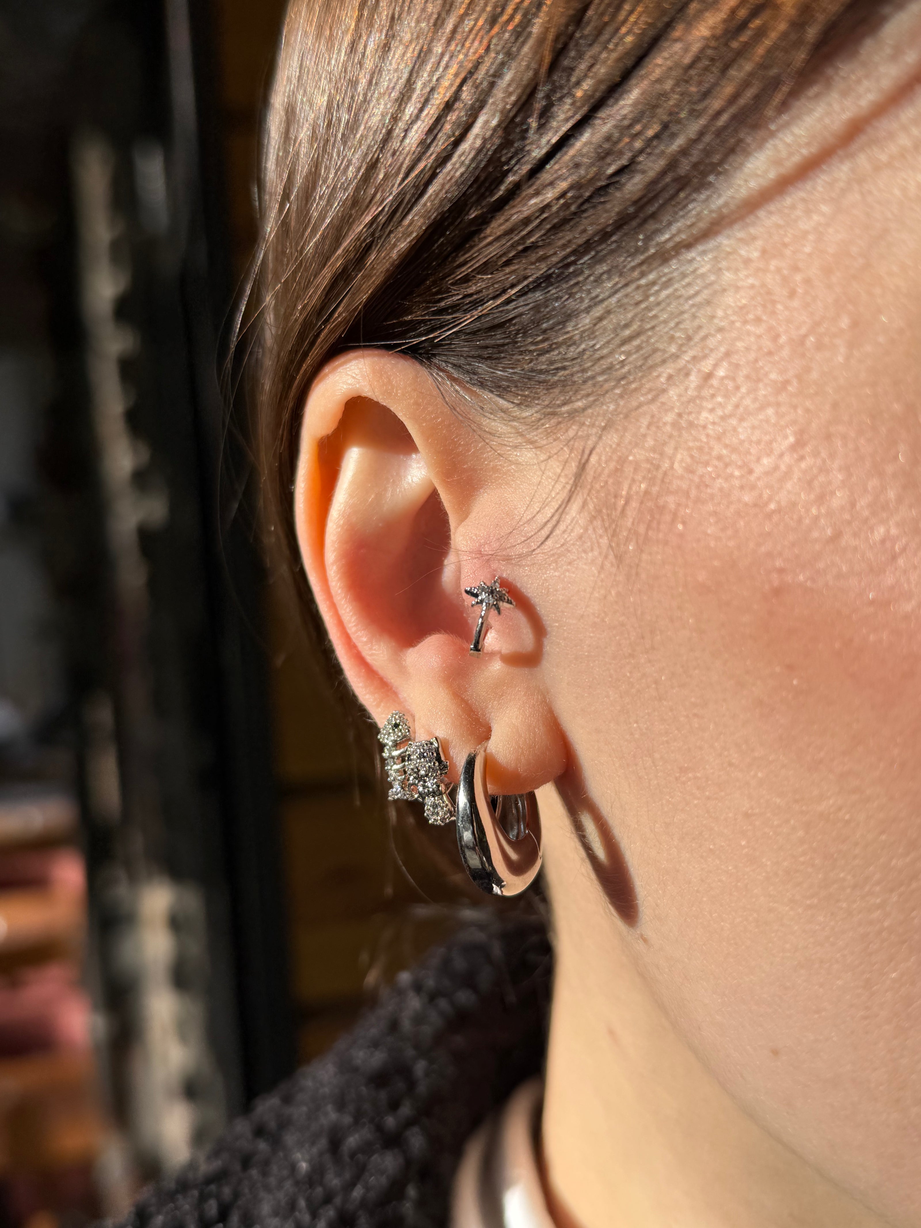 VIP Gömme Taşlı Yıldızlı Minik Halka Küpe Gümüş Renk