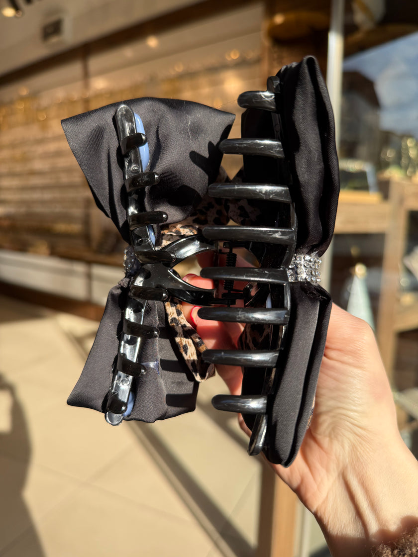 Taş Kemerli Leopar Desen Fiyonk Mandal Toka