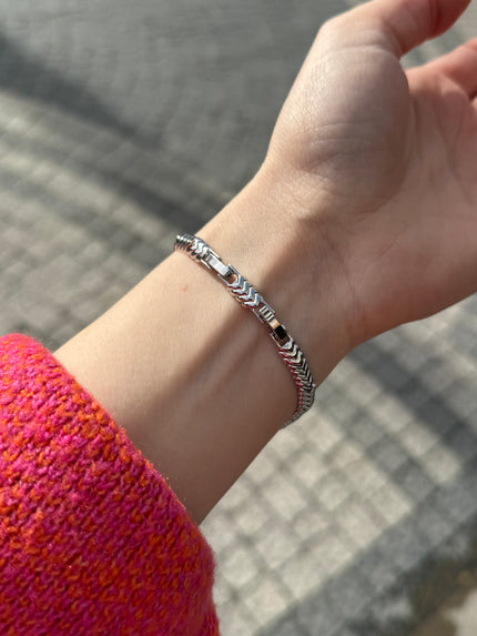 VIP Zigzag Gömme Taşlı Yılan Sırtı Bileklik Gümüş Renk 17 + 2 cm